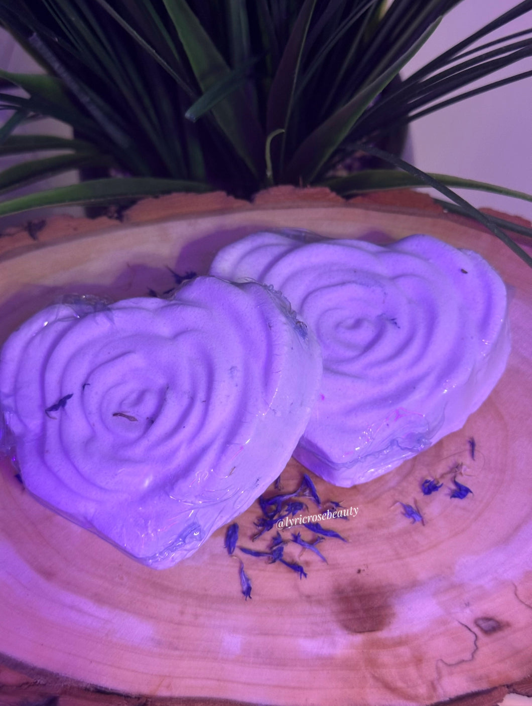 Luxury Lavender Bath Bomb