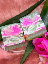 Load image into Gallery viewer, Aloe &amp; Rose Soap Bar
